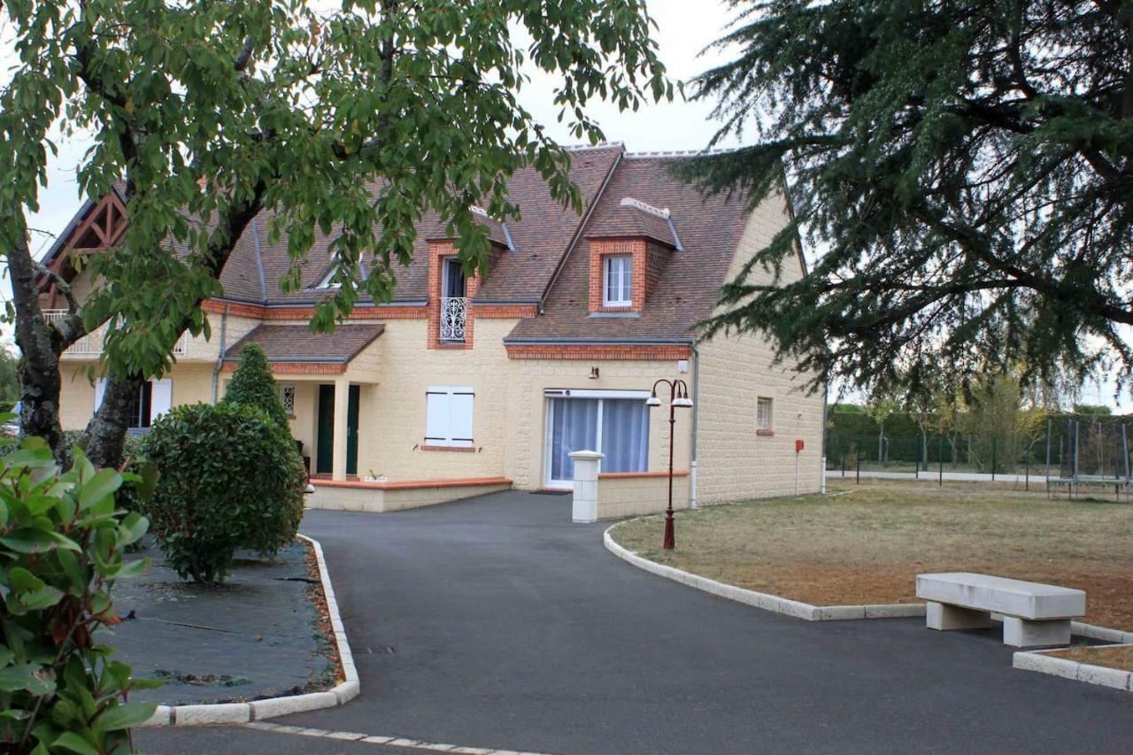 Logement Entre Chambord Et Le Zoo De Beauval Apartment Contres  Ngoại thất bức ảnh